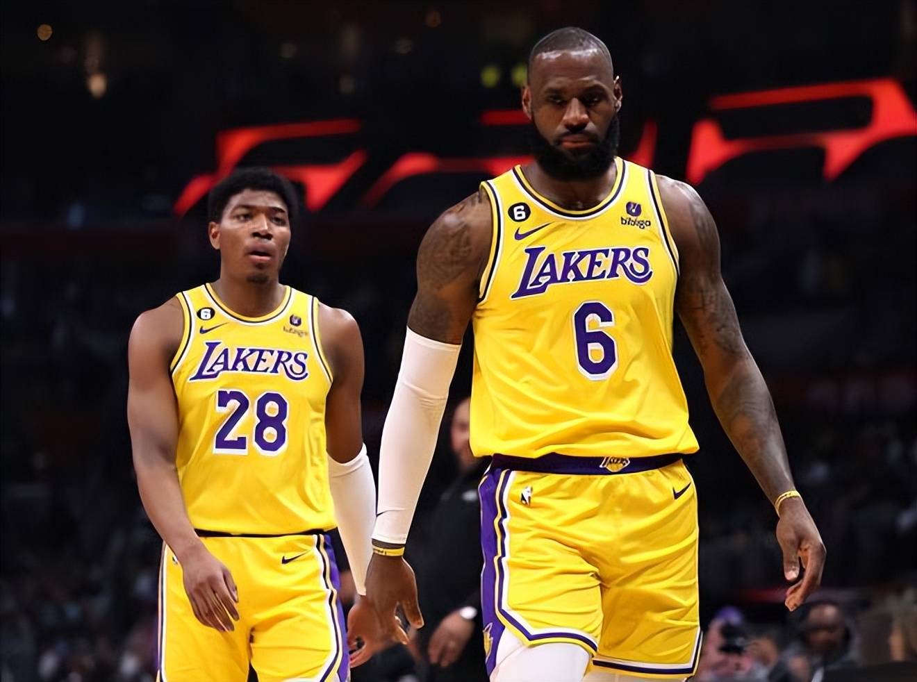 怀特与马塔 怀特与马塔